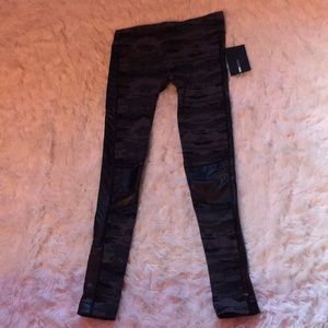 Fashion Nova High Waisted Leggings♥️